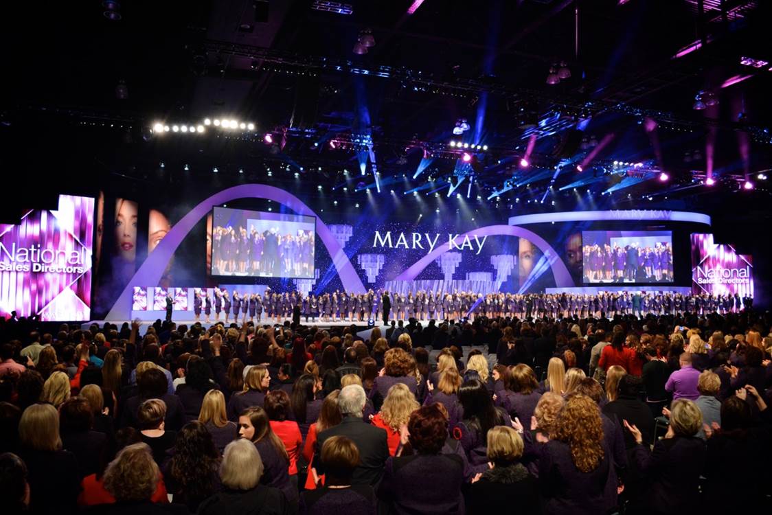 mary-kay-seminar-stage